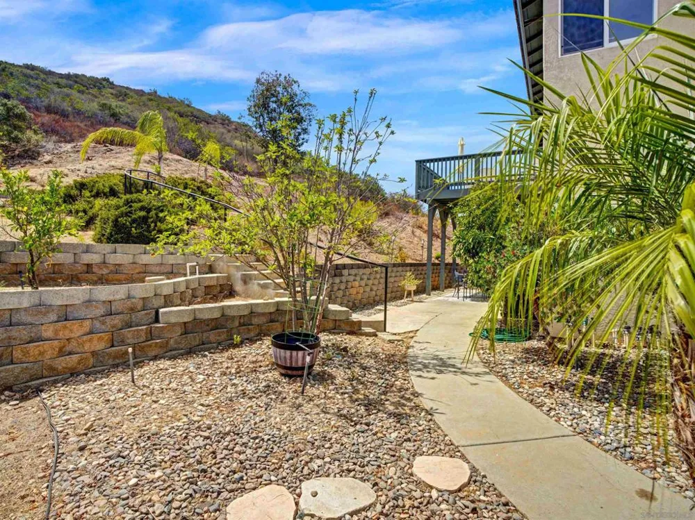 22655 Tombill Road Ramona, CA 92065