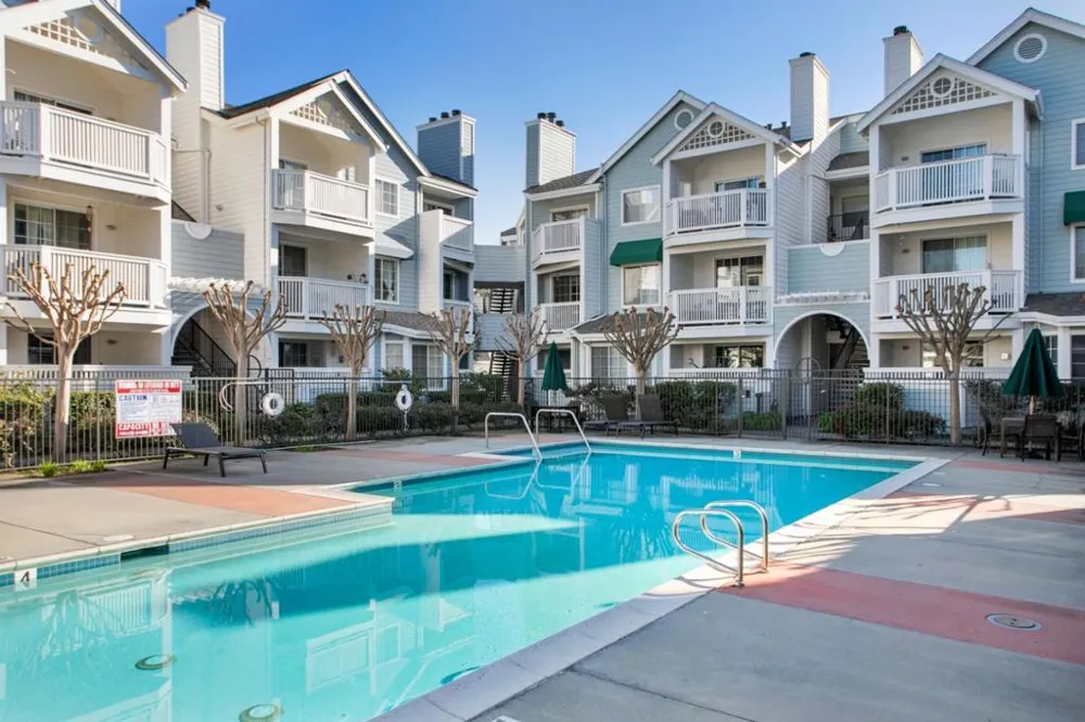 608 Arcadia Terrace #102 Sunnyvale, CA 94085