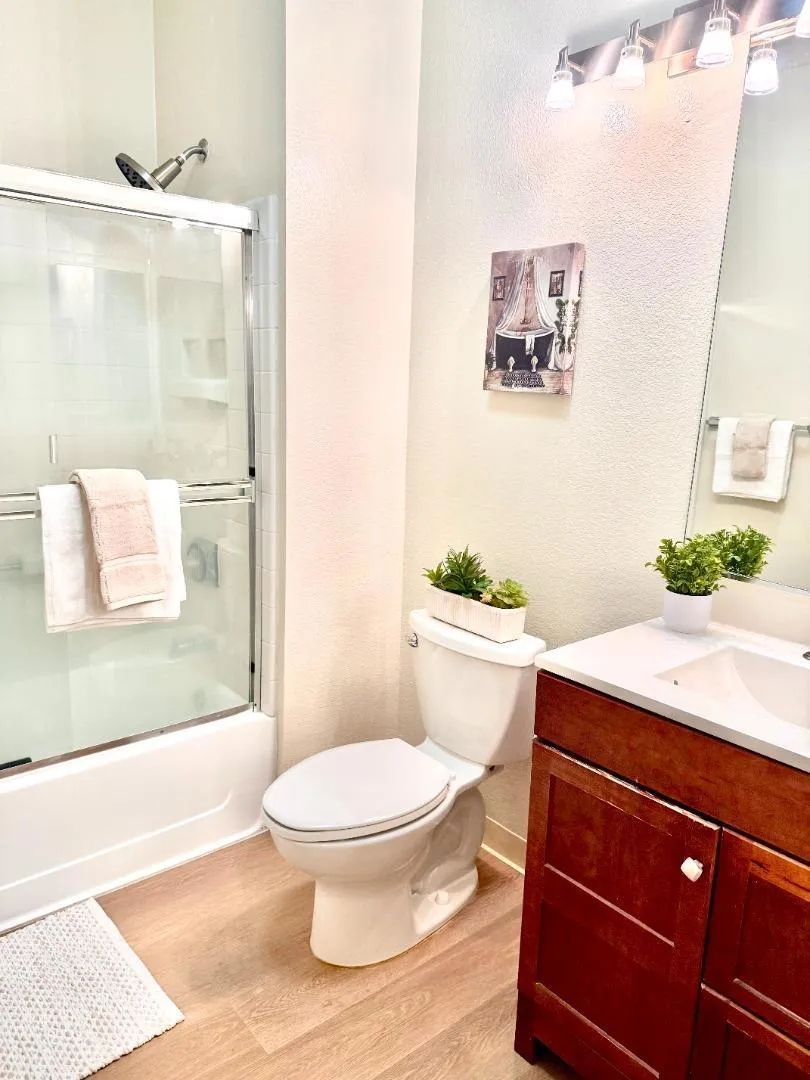 608 Arcadia Terrace #102 Sunnyvale, CA 94085