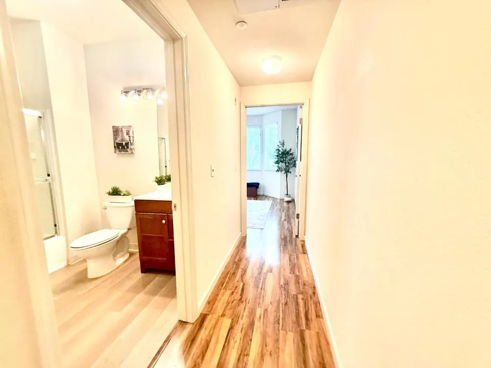 608 Arcadia Terrace #102 Sunnyvale, CA 94085