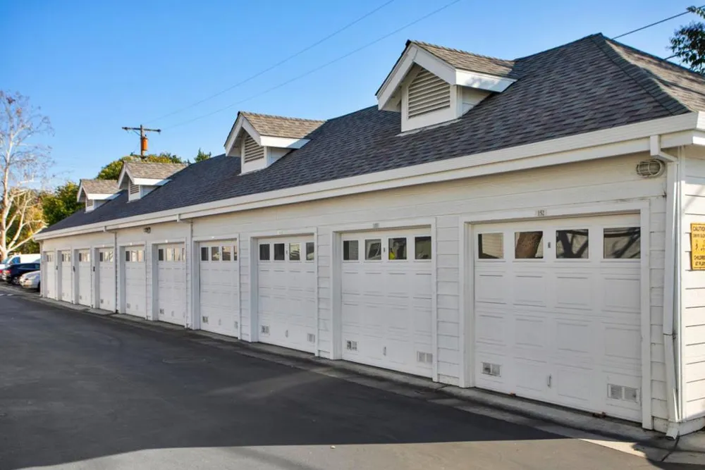 608 Arcadia Terrace #102 Sunnyvale, CA 94085