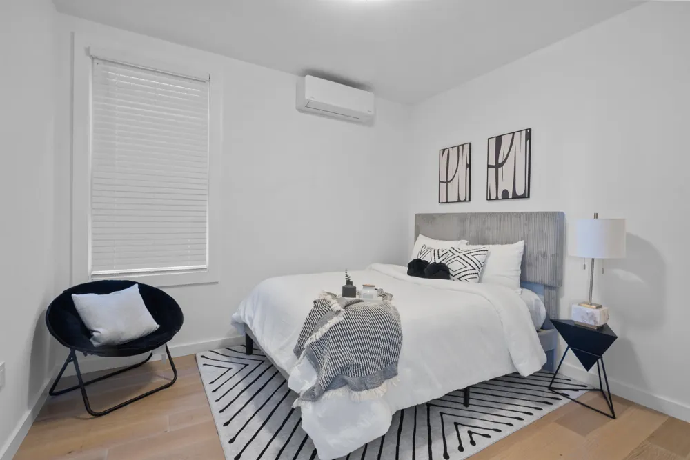 110 MAPLE ST Weehawken, NJ 07086