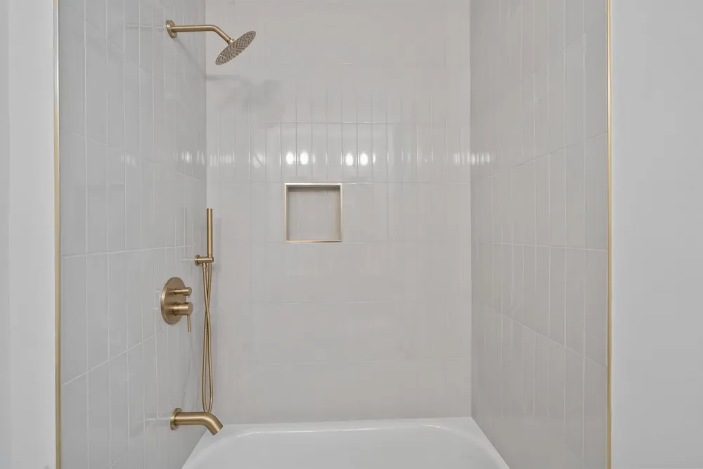 110 MAPLE ST Weehawken, NJ 07086