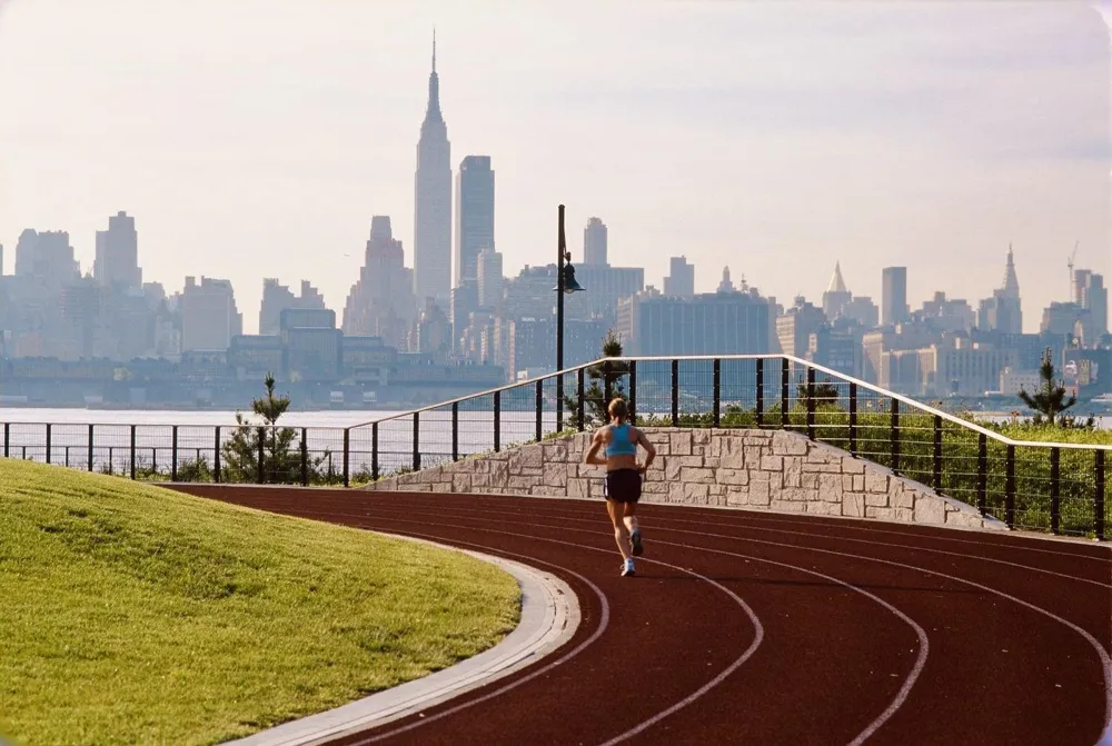 110 MAPLE ST Weehawken, NJ 07086