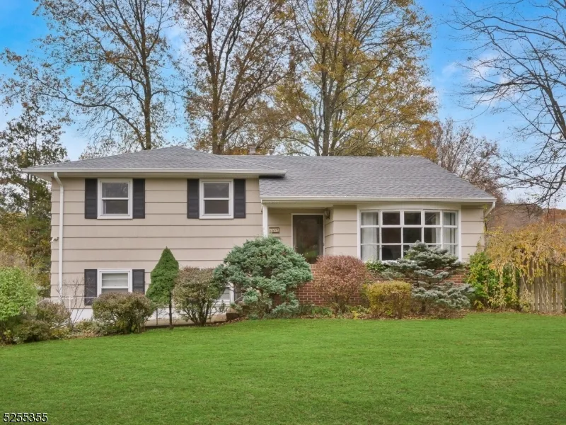 69 Intervale Rd Parsippany-Troy Hills, NJ 07005
