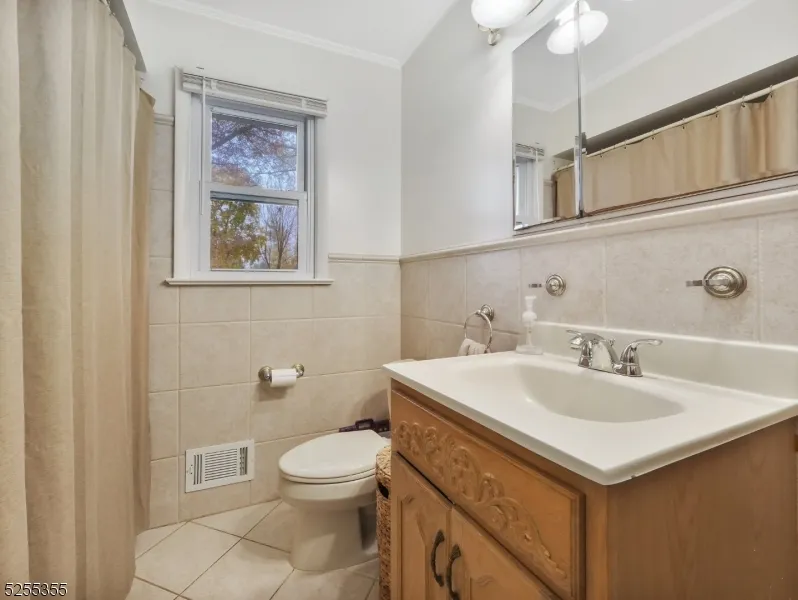 69 Intervale Rd Parsippany-Troy Hills, NJ 07005