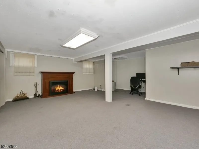 69 Intervale Rd Parsippany-Troy Hills, NJ 07005