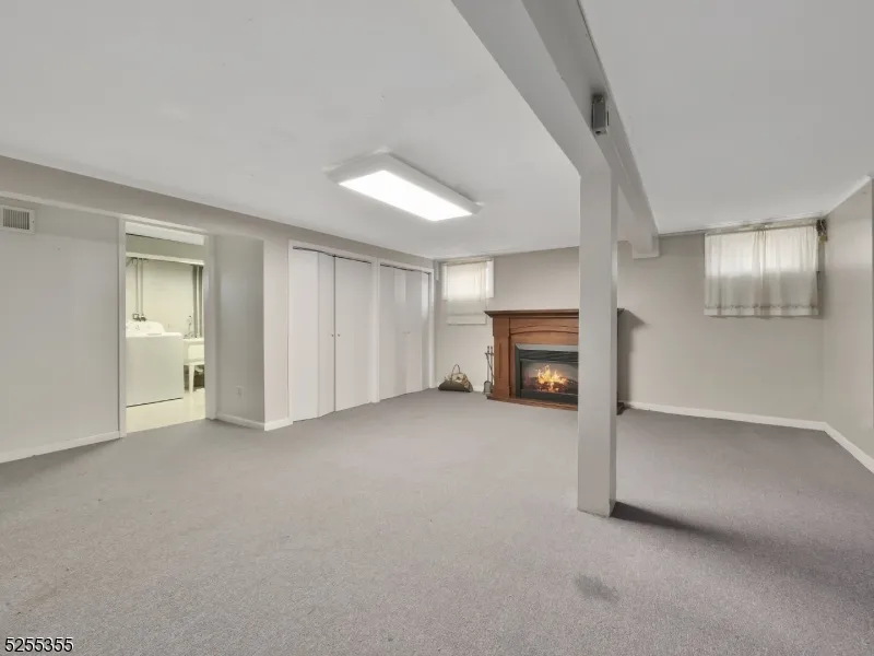 69 Intervale Rd Parsippany-Troy Hills, NJ 07005
