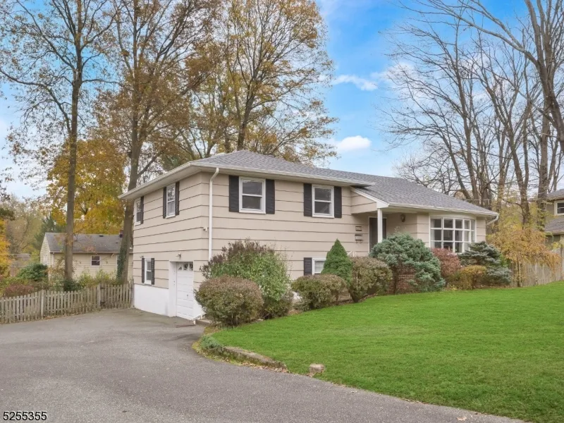 69 Intervale Rd Parsippany-Troy Hills, NJ 07005