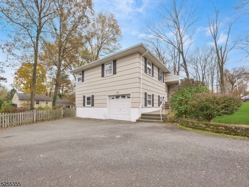 69 Intervale Rd Parsippany-Troy Hills, NJ 07005