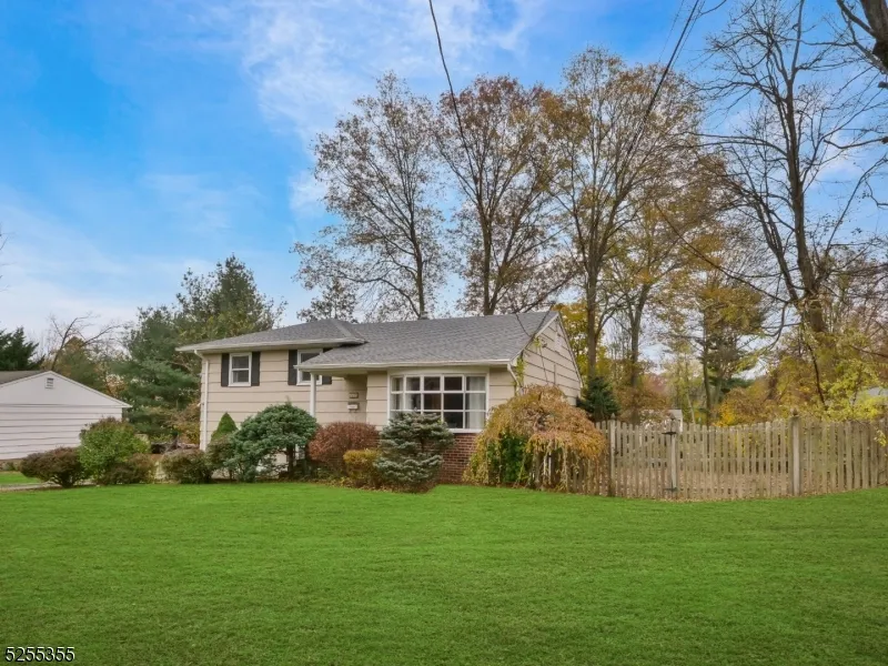 69 Intervale Rd Parsippany-Troy Hills, NJ 07005