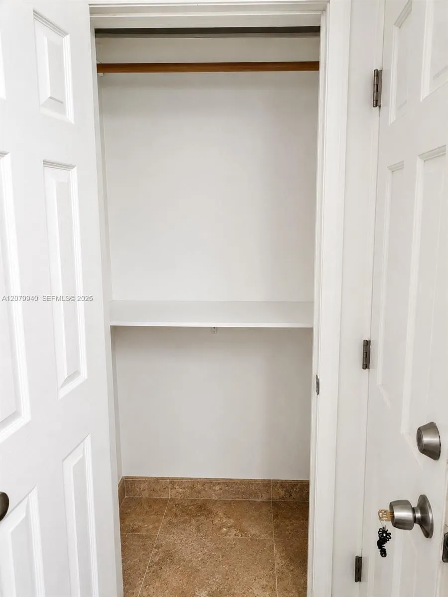 549 Meridian Ave #4 Miami Beach, FL 33139