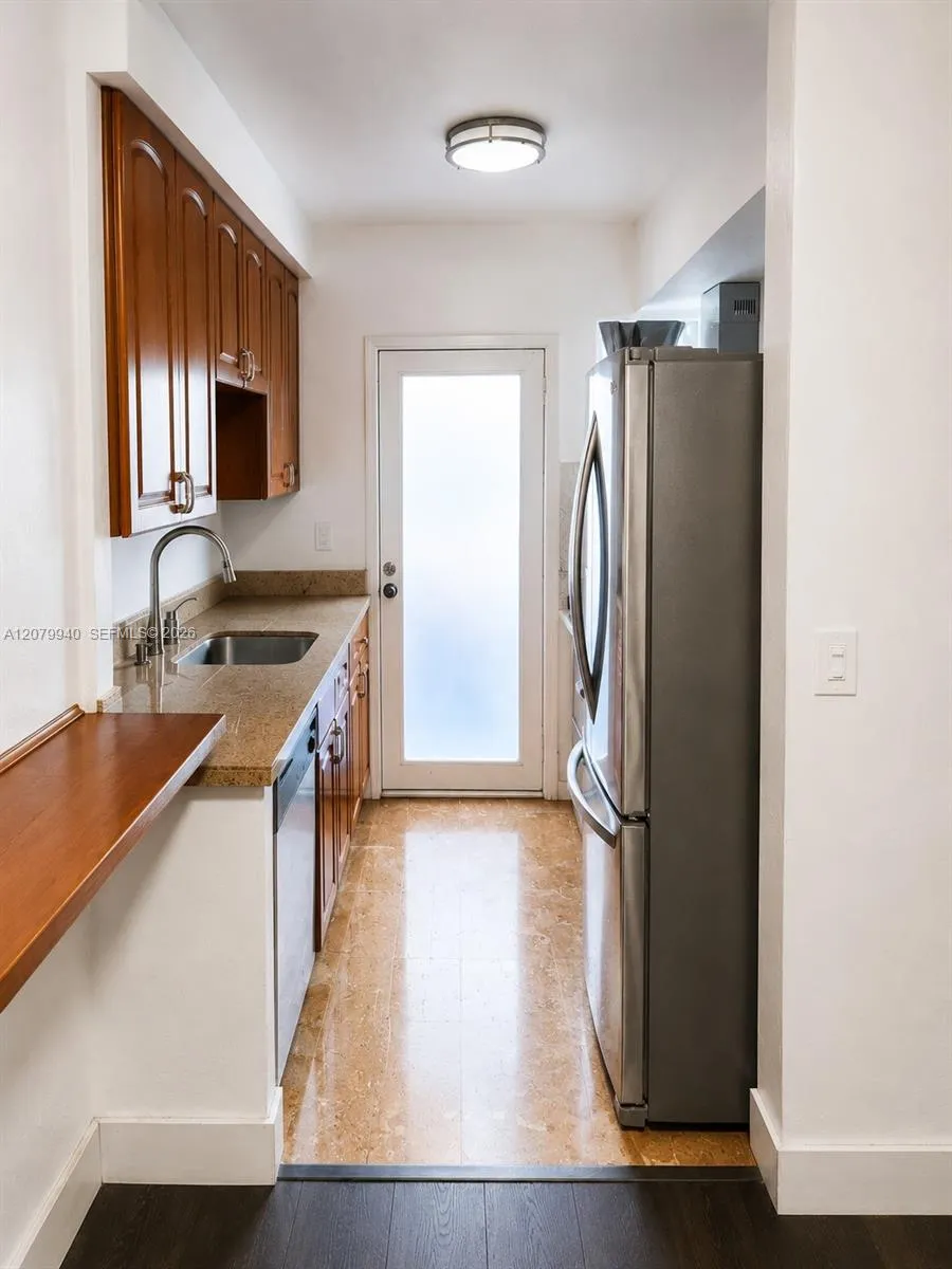 549 Meridian Ave #4 Miami Beach, FL 33139