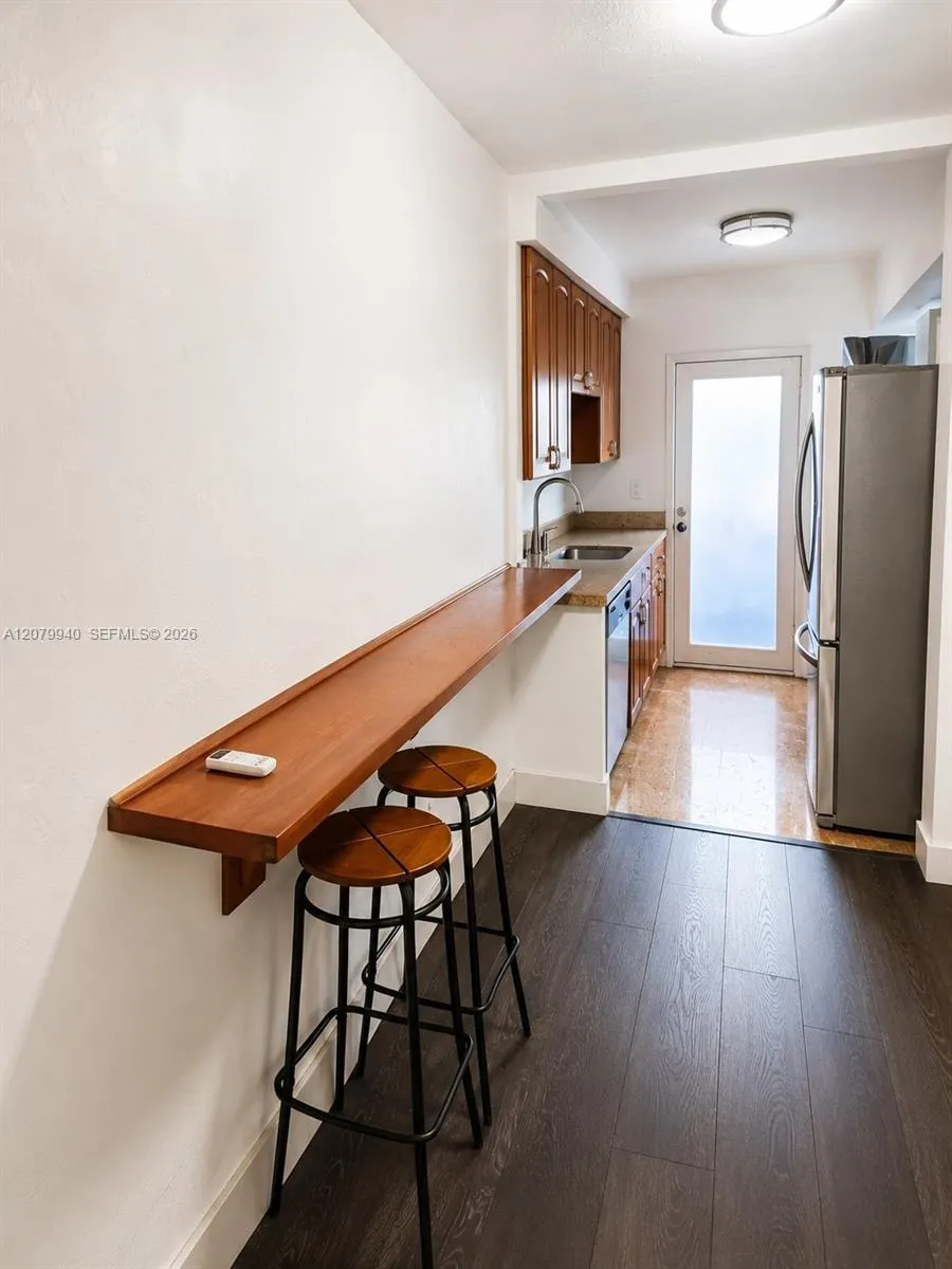 549 Meridian Ave #4 Miami Beach, FL 33139