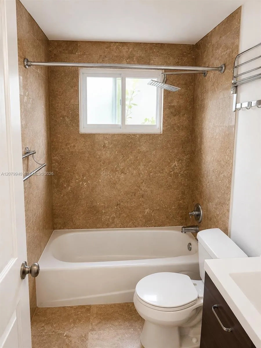 549 Meridian Ave #4 Miami Beach, FL 33139