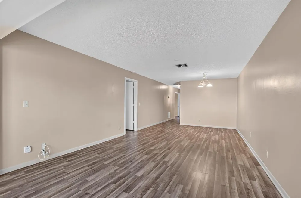 2901 SW 15TH STREET #204 Delray Beach, FL 33445