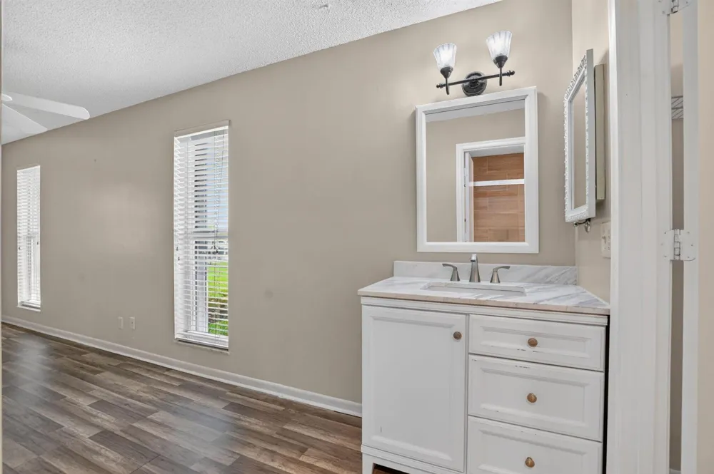 2901 SW 15TH STREET #204 Delray Beach, FL 33445