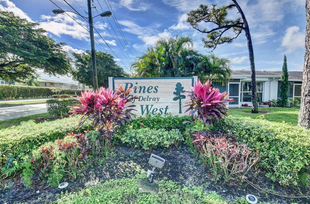 2901 SW 15TH STREET #204 Delray Beach, FL 33445
