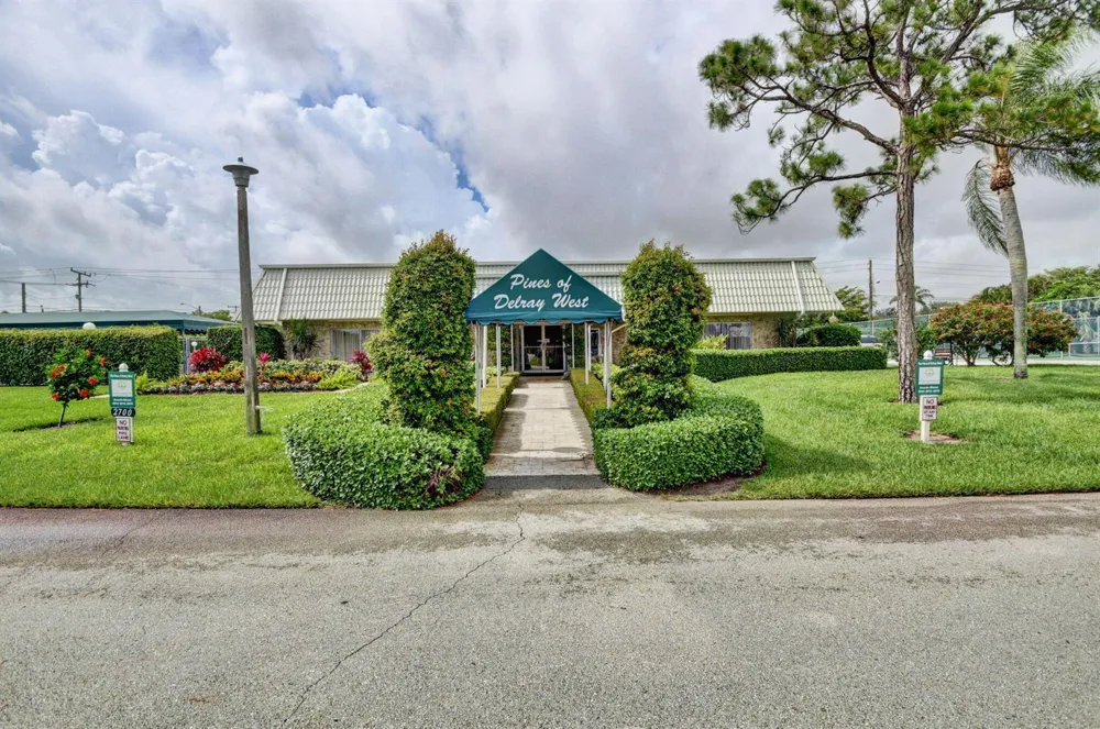 2901 SW 15TH STREET #204 Delray Beach, FL 33445