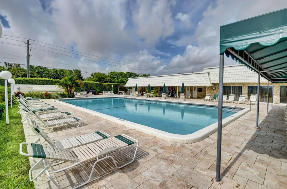 2901 SW 15TH STREET #204 Delray Beach, FL 33445