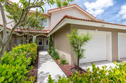 12764 Westhampton Circle