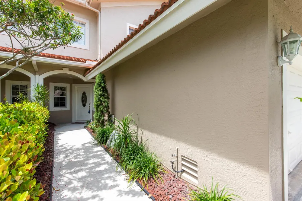 12764 Westhampton Circle Wellington, FL 33414