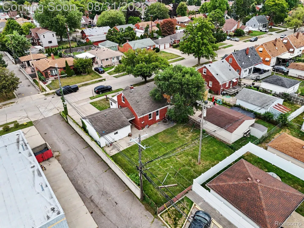 15275 Anne Avenue Allen Park City, MI 48101