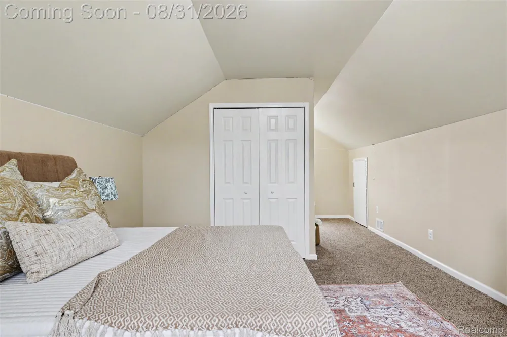 15275 Anne Avenue Allen Park City, MI 48101