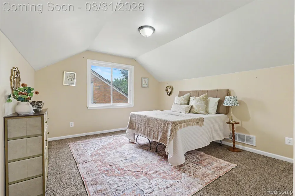 15275 Anne Avenue Allen Park City, MI 48101