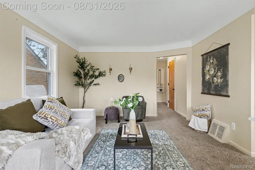 15275 Anne Avenue Allen Park City, MI 48101