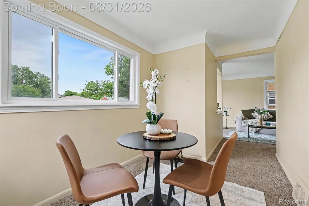 15275 Anne Avenue Allen Park City, MI 48101