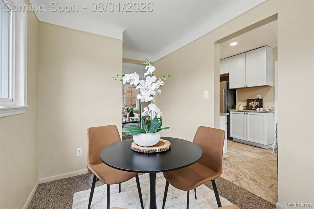 15275 Anne Avenue Allen Park City, MI 48101