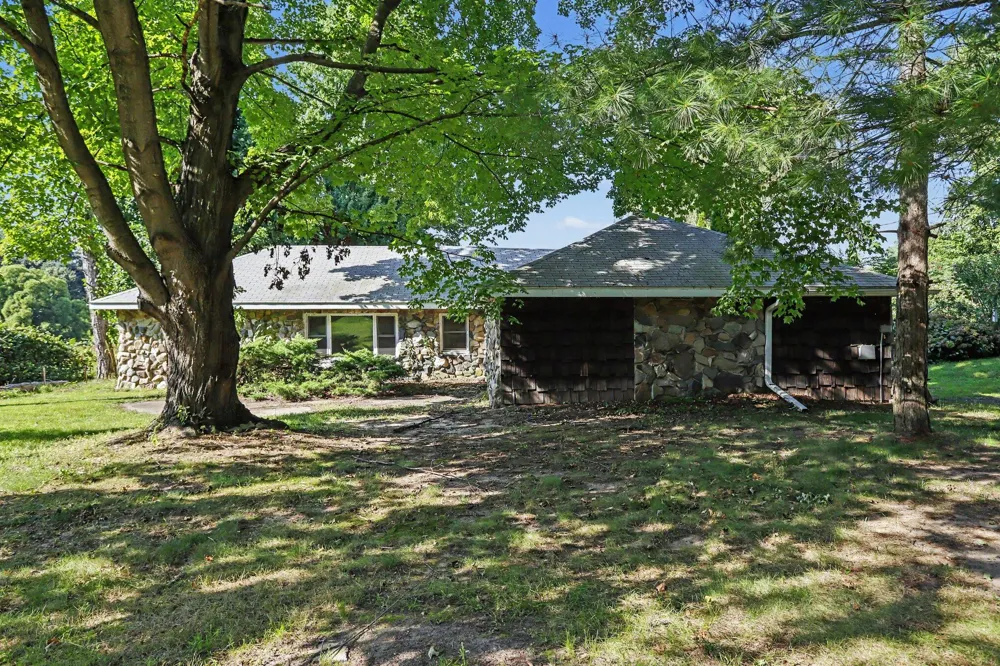 24156 Banker Street Sherman Township, MI 49091