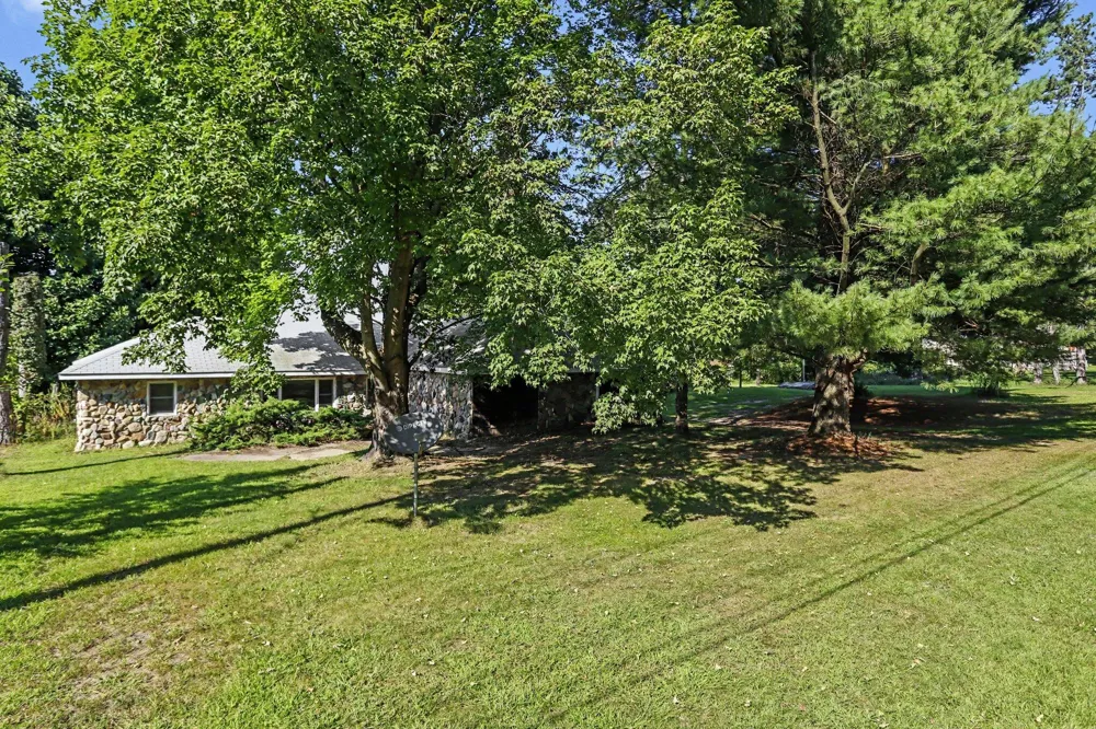 24156 Banker Street Sherman Township, MI 49091