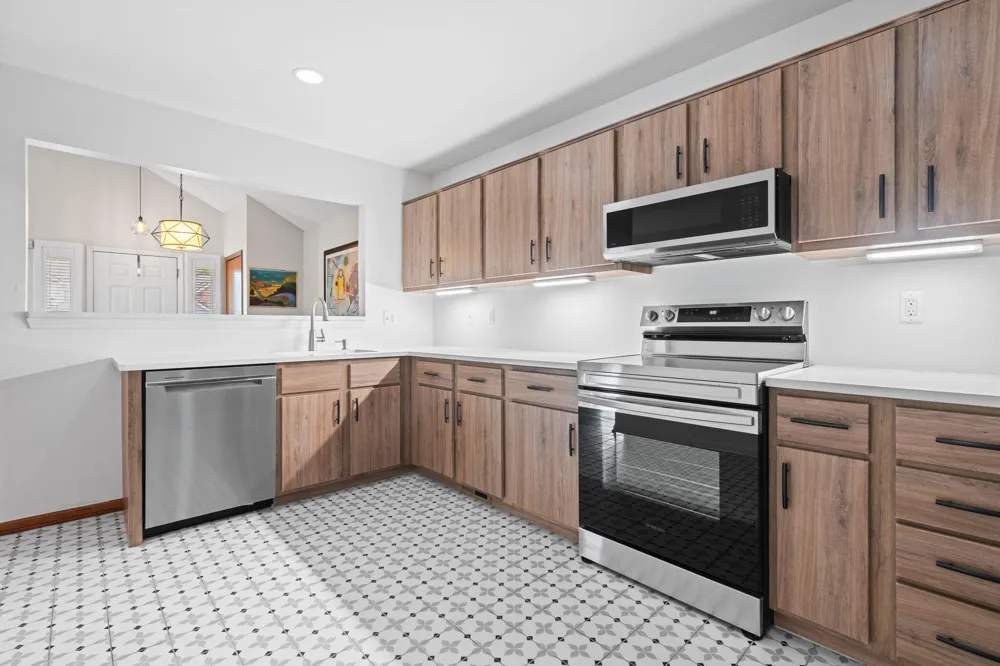 10 Oxford Court Dearborn City, MI 48124
