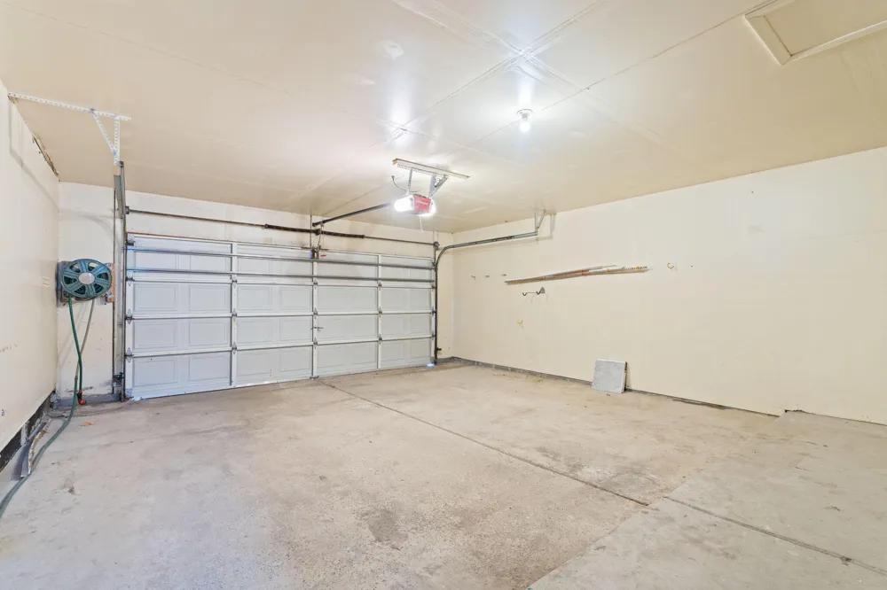 10 Oxford Court Dearborn City, MI 48124