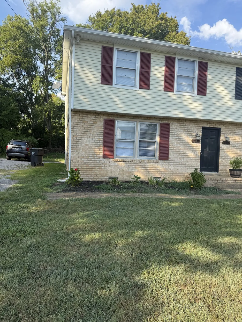750 McPherson Dr Nashville, TN 37221