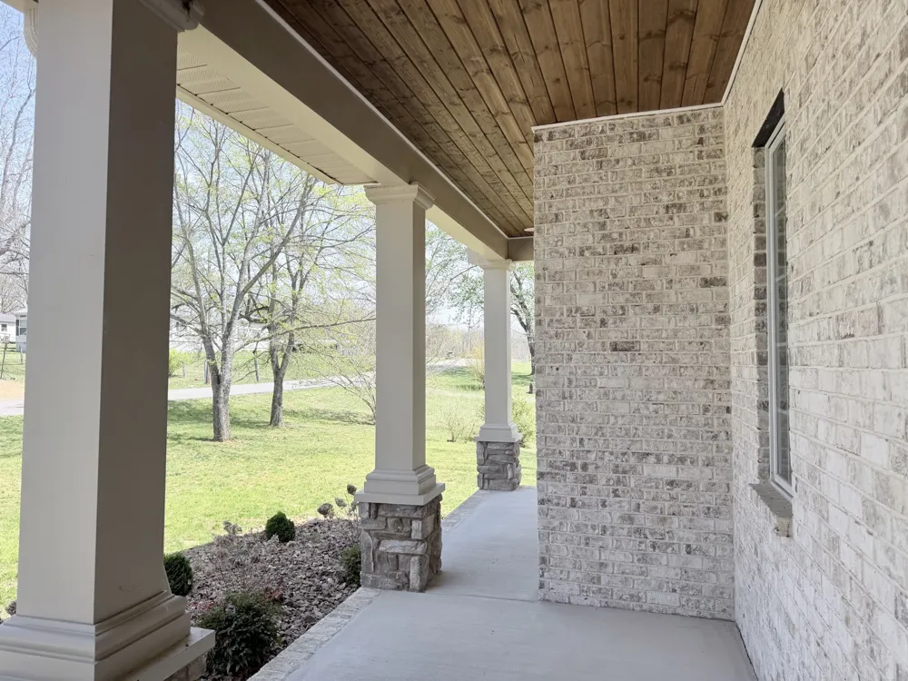 1018 Idlewild Dr Sparta, TN 38583