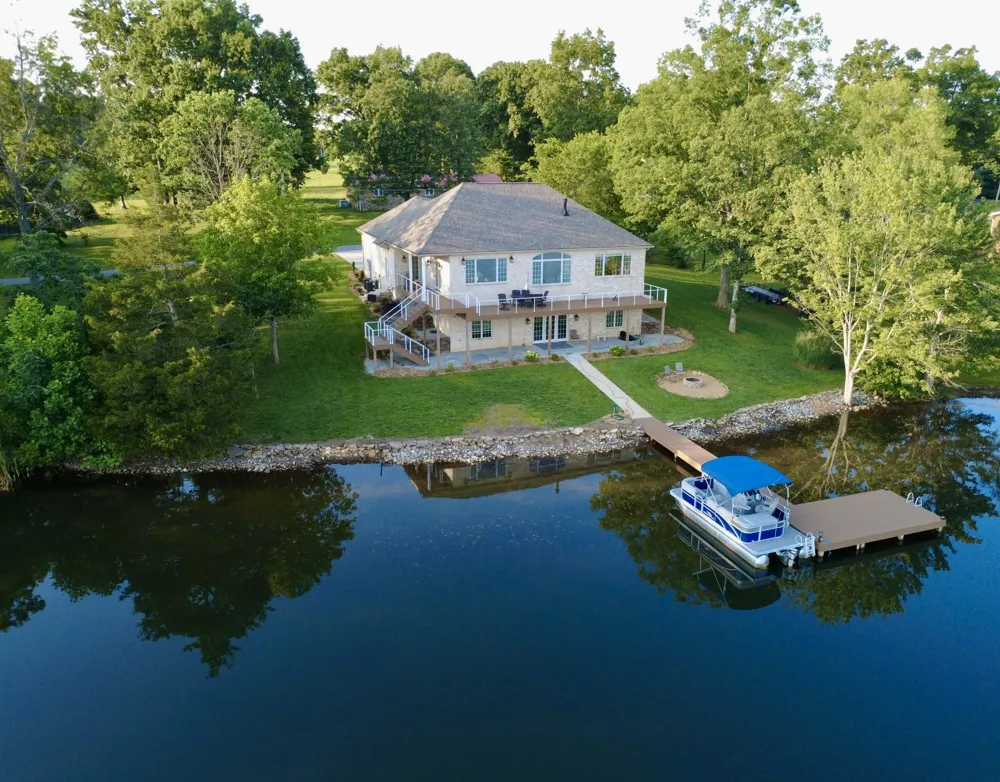 1018 Idlewild Dr Sparta, TN 38583