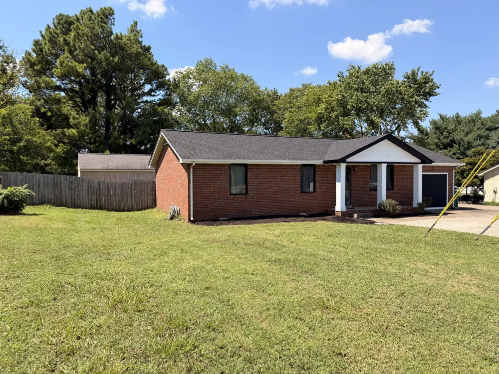 738 Nissan Dr Smyrna, TN 37167