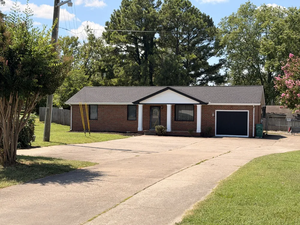 738 Nissan Dr Smyrna, TN 37167