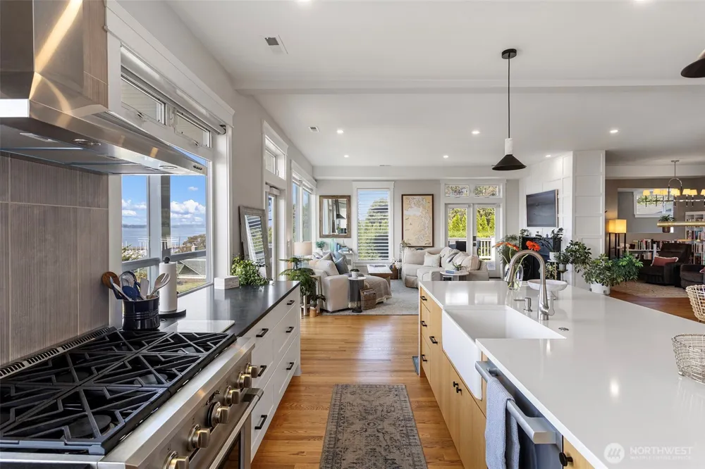 3624 NW 65th Court Seattle, WA 98117
