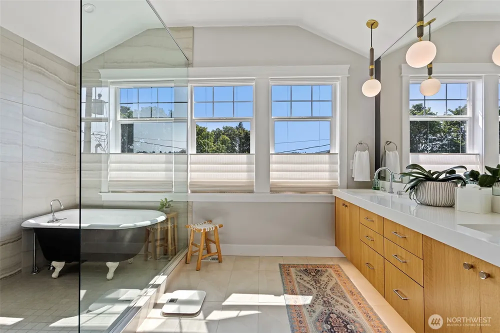 3624 NW 65th Court Seattle, WA 98117