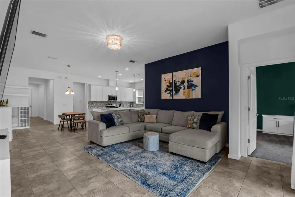 9184 OLMO COURT Davenport, FL 33897