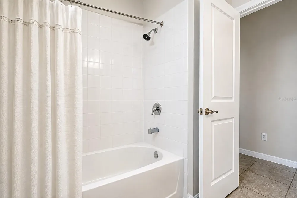 9184 OLMO COURT Davenport, FL 33897
