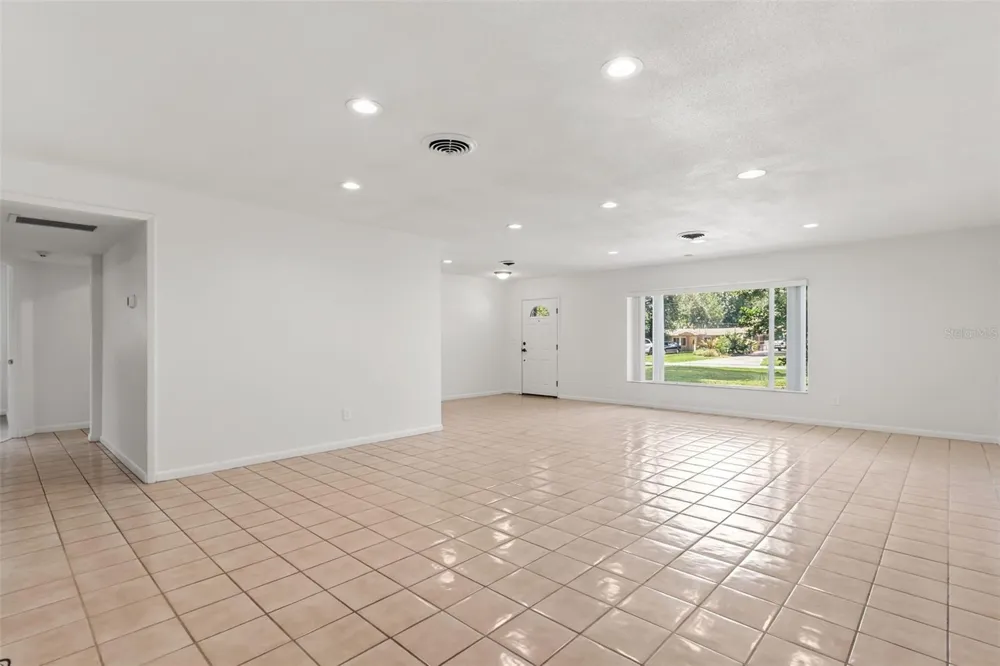 3308 RAEFORD ROAD Orlando, FL 32806