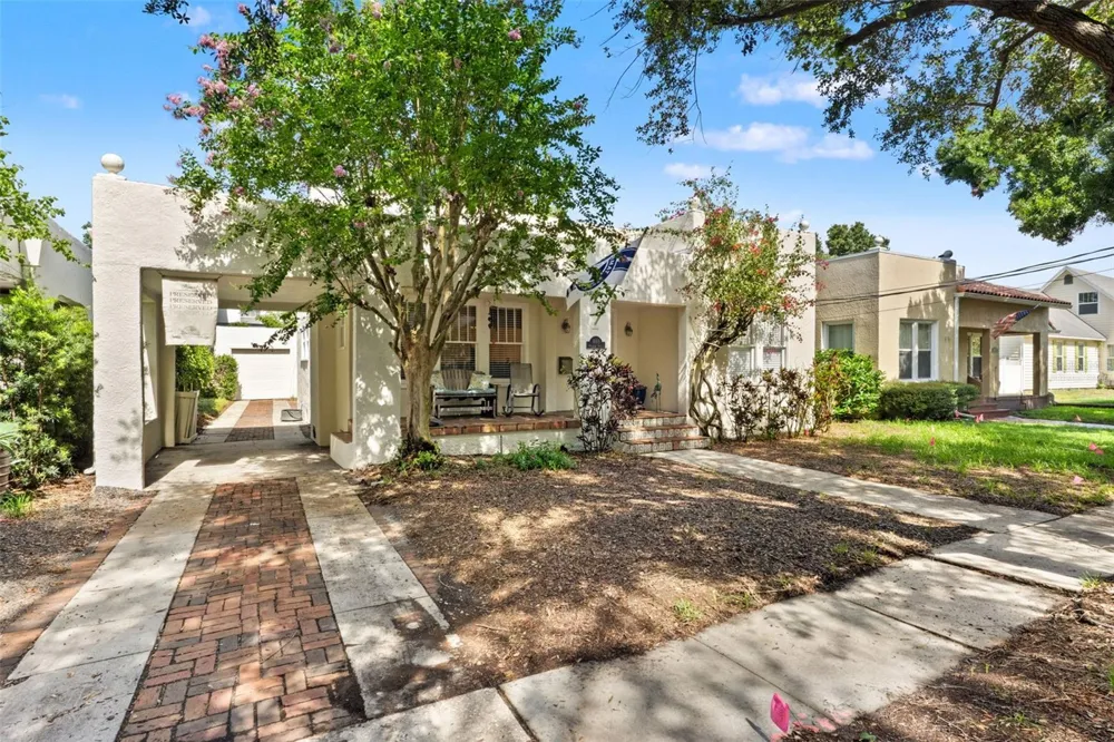 1609 S ARRAWANA AVENUE Tampa, FL 33629
