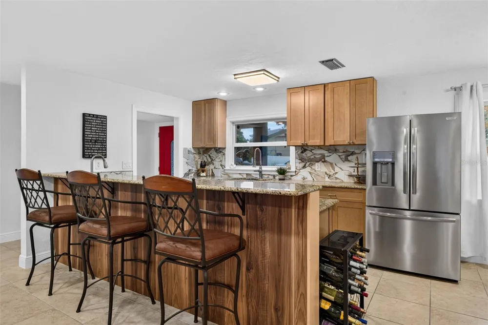1667 DAKOTA AVENUE NE St Petersburg, FL 33703