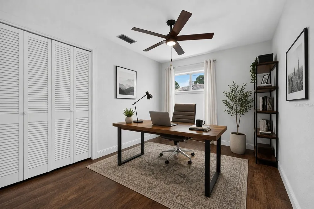 1667 DAKOTA AVENUE NE St Petersburg, FL 33703