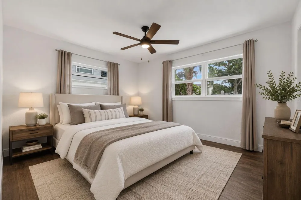 1667 DAKOTA AVENUE NE St Petersburg, FL 33703